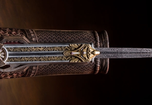 Aguilar’s Hidden Blade – McFarlane Toys